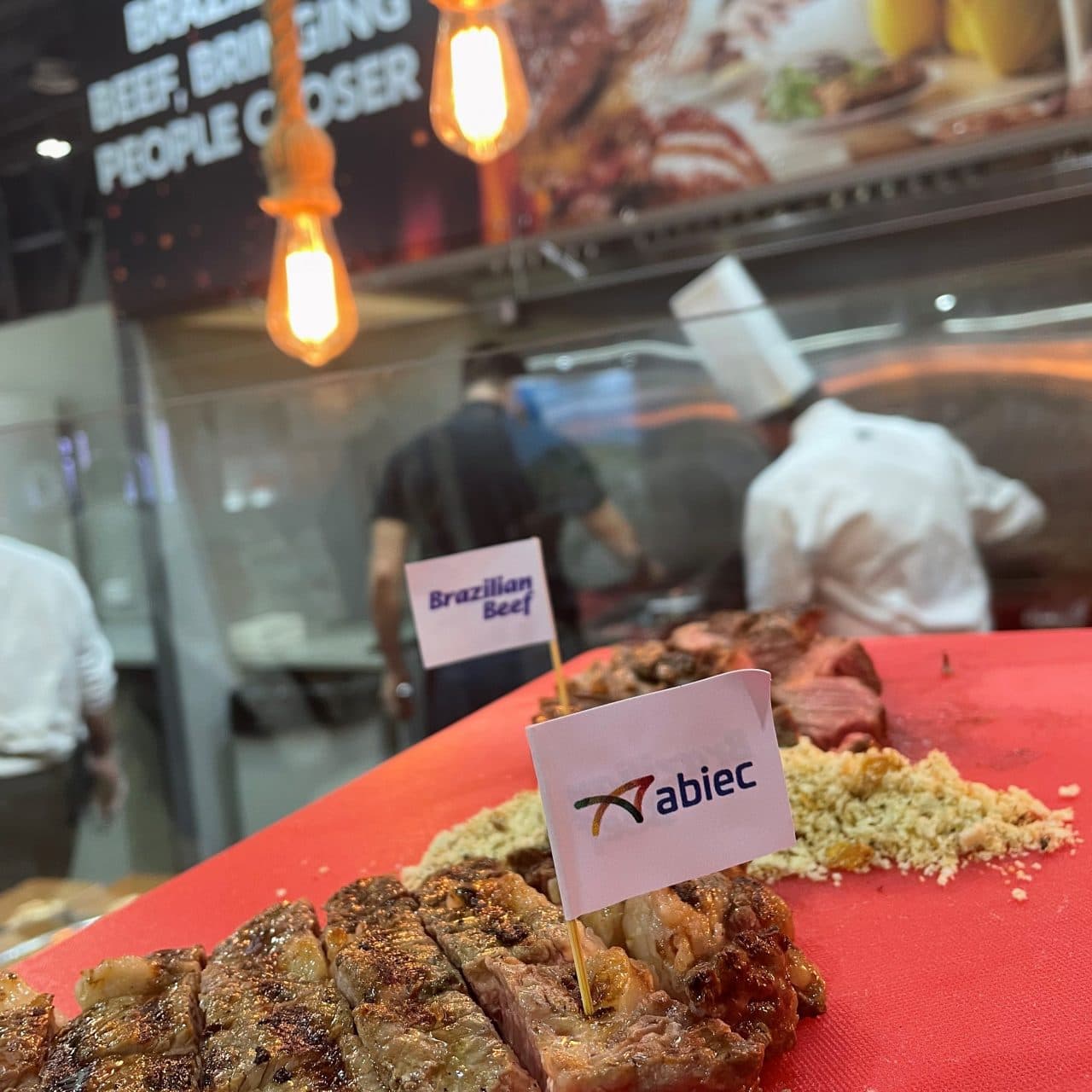 CARNE BOVINA BRASILEIRA MOVIMENTA MAIS DE US$ 19 MILHÕES EM NEGÓCIOS NA GULFOOD 2022